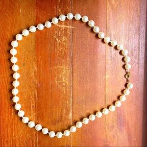 pearl necklace